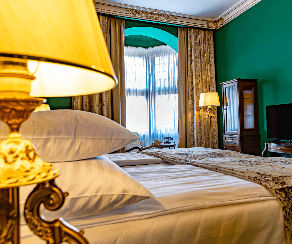 An Intimate and Elegant Atmosphere