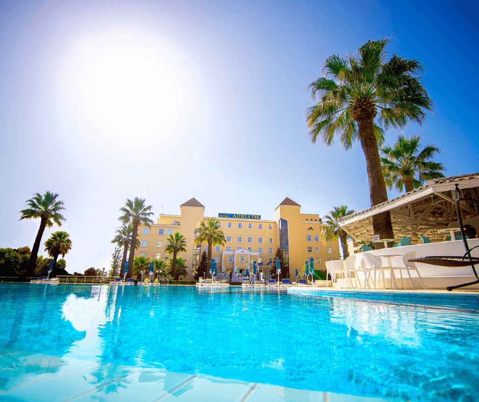 Adriatik Hotel (Albania)