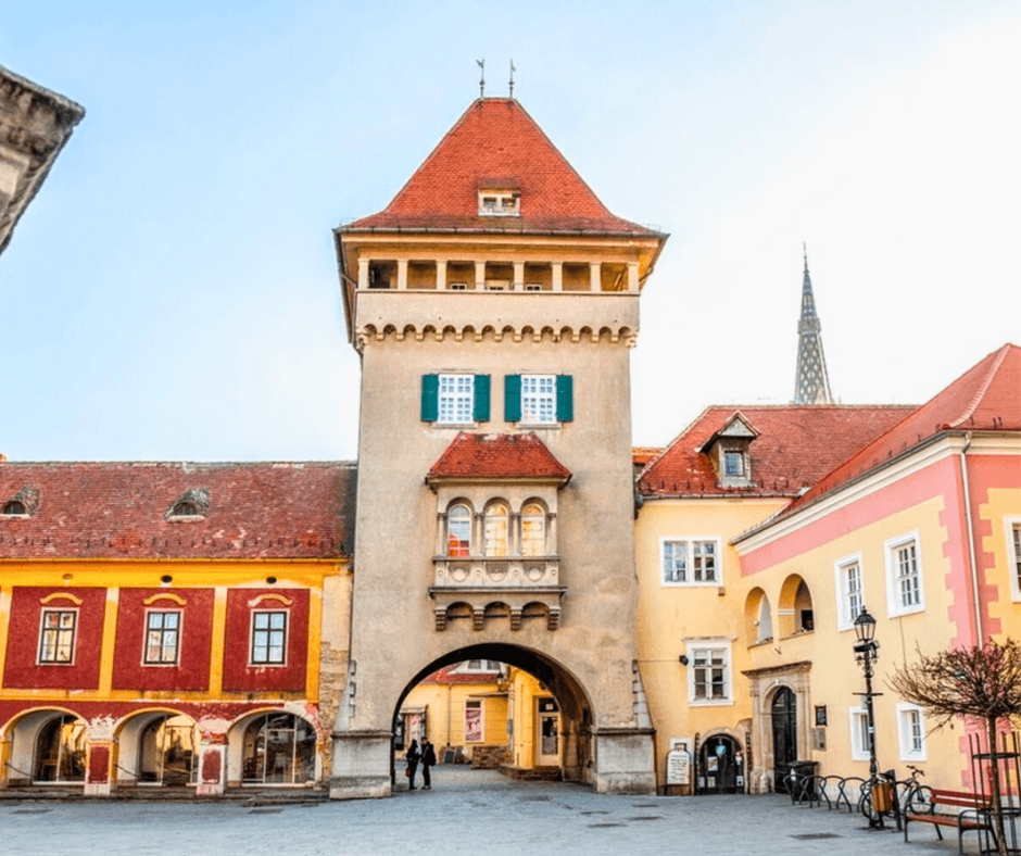 Hidden Heritage Towns to Discover This Autumn (1) (1)